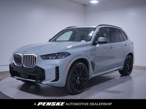 Used 2026 BMW X5 sDrive40i w/ M Sport Package RWD image 1