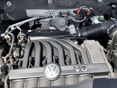 Used 2018 Volkswagen Atlas S AWD/4WD image 11