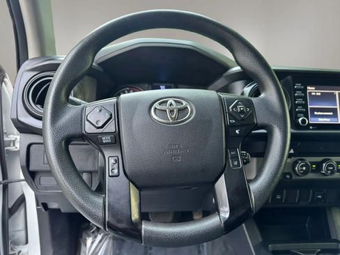 Used 2021 Toyota Tacoma SR RWD image 18