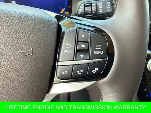 Used 2022 Ford Explorer Platinum w/ Equipment Group 601A AWD/4WD image 31