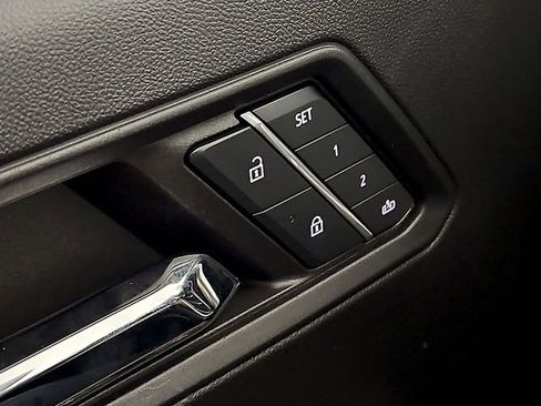 Used 2024 GMC Canyon AT4 w/ AT4 Premium Package image 26