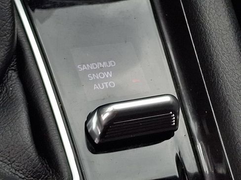 Used 2022 Jeep Compass Latitude w/ Sun and Sound Group AWD/4WD image 27