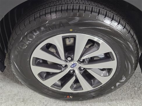 New 2025 Subaru Outback Premium image 6