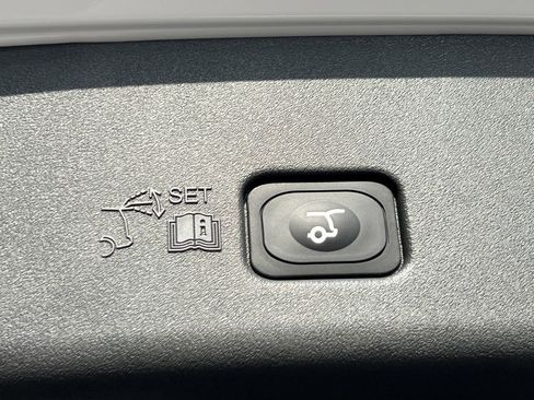 New 2026 Lincoln Nautilus Premier w/ Equipment Group 102A image 14