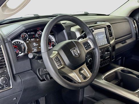 Used 2018 RAM 2500 Laramie w/ Sport Appearance Group AWD/4WD image 15