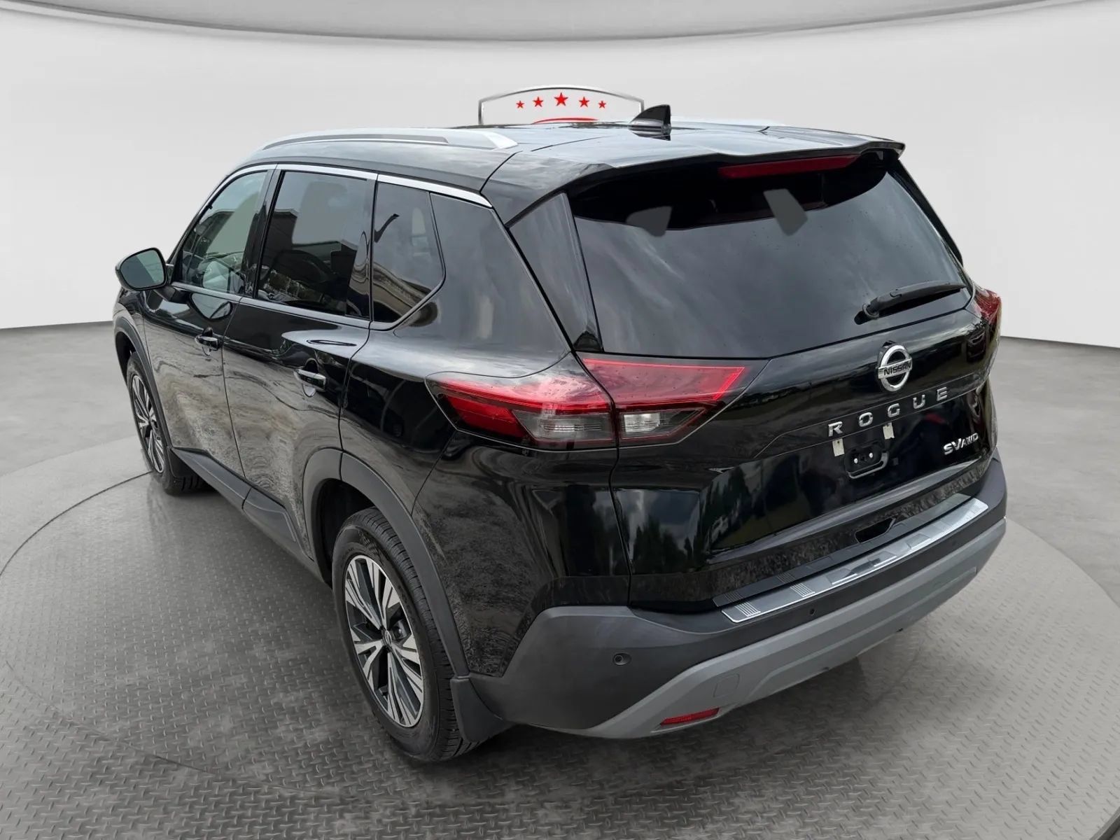 Used 2021 Nissan Rogue SV w/ Premium Package AWD/4WD image 3
