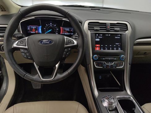 Used 2018 Ford Fusion SE w/ Equipment Group 602A image 22
