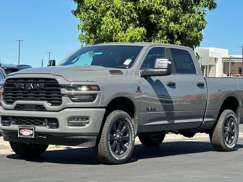New 2026 RAM 2500 Big Horn AWD/4WD image 8