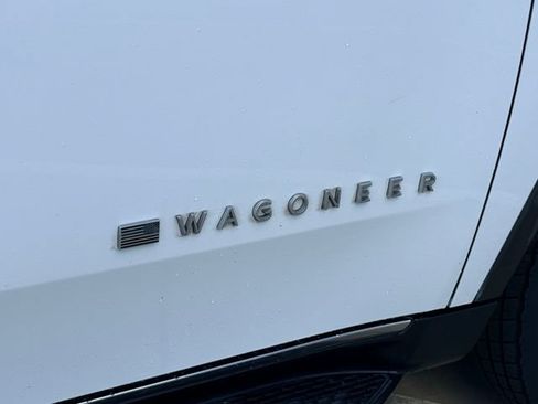 Used 2022 Jeep Wagoneer Series I w/ Convenience Group I RWD image 15