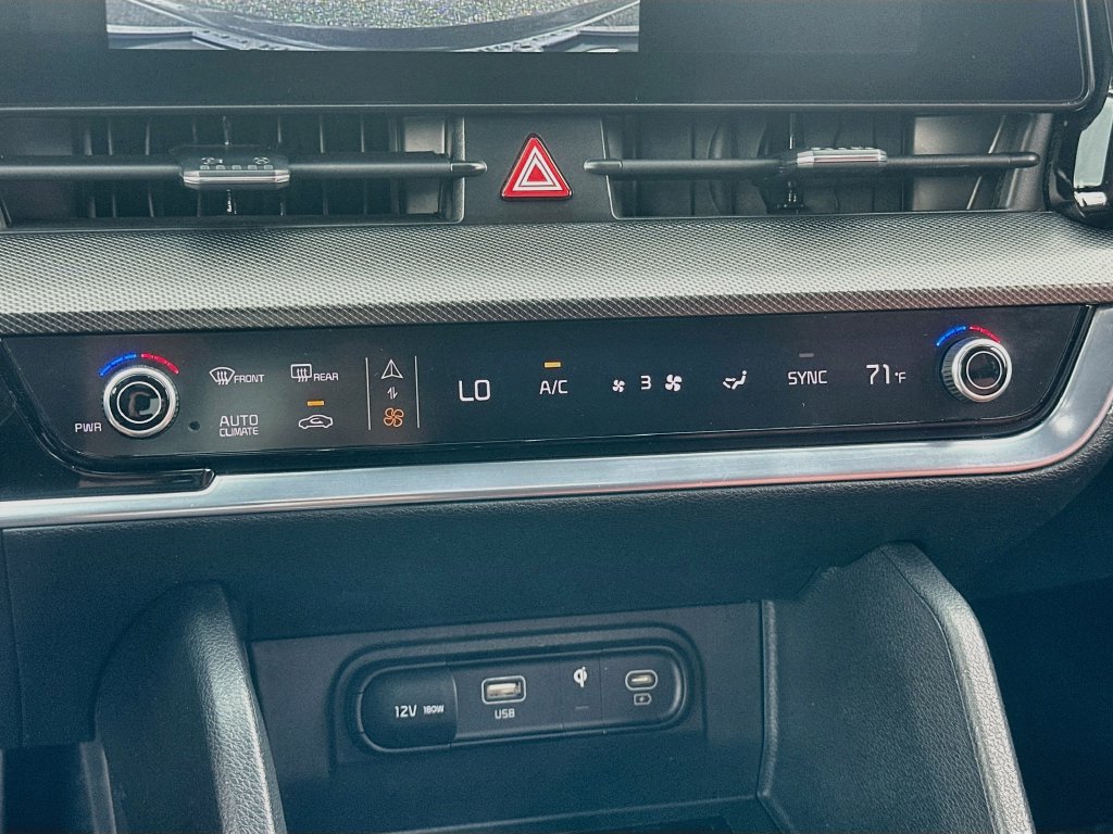 Certified 2024 Kia Sportage SX FWD image 12