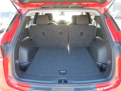 Used 2023 Chevrolet Blazer LT image 11