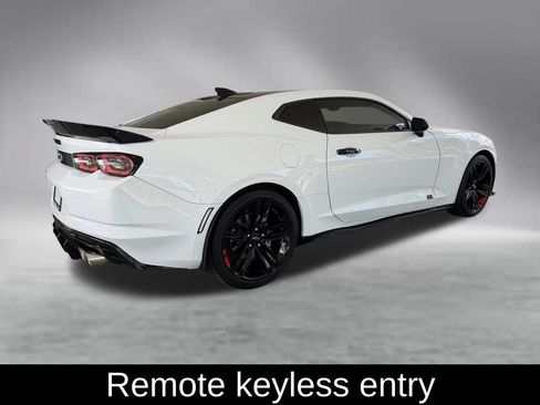 Used 2023 Chevrolet Camaro LT w/ Redline Edition RWD image 3