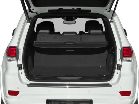 Used 2017 Jeep Grand Cherokee Overland w/ Jeep Active Safety Group RWD image 15