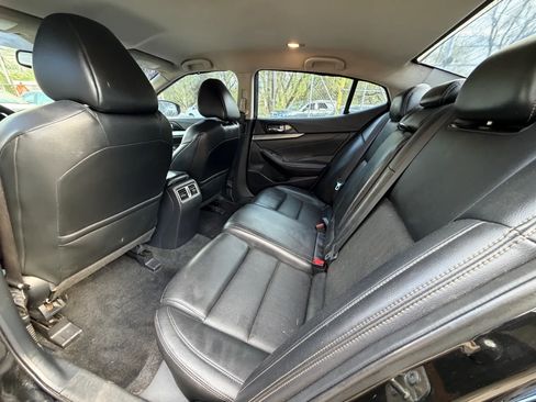 Used 2017 Nissan Maxima 3.5 SV FWD image 29