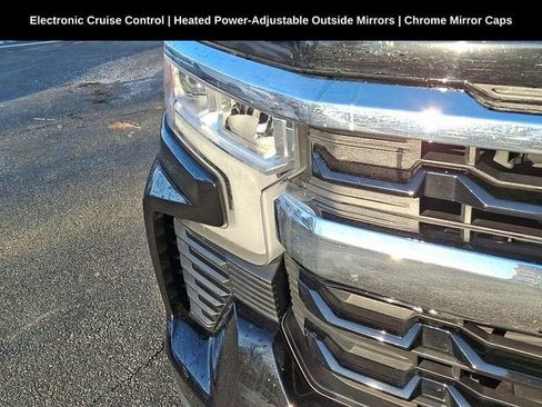 Used 2022 Chevrolet Silverado 1500 LT image 18