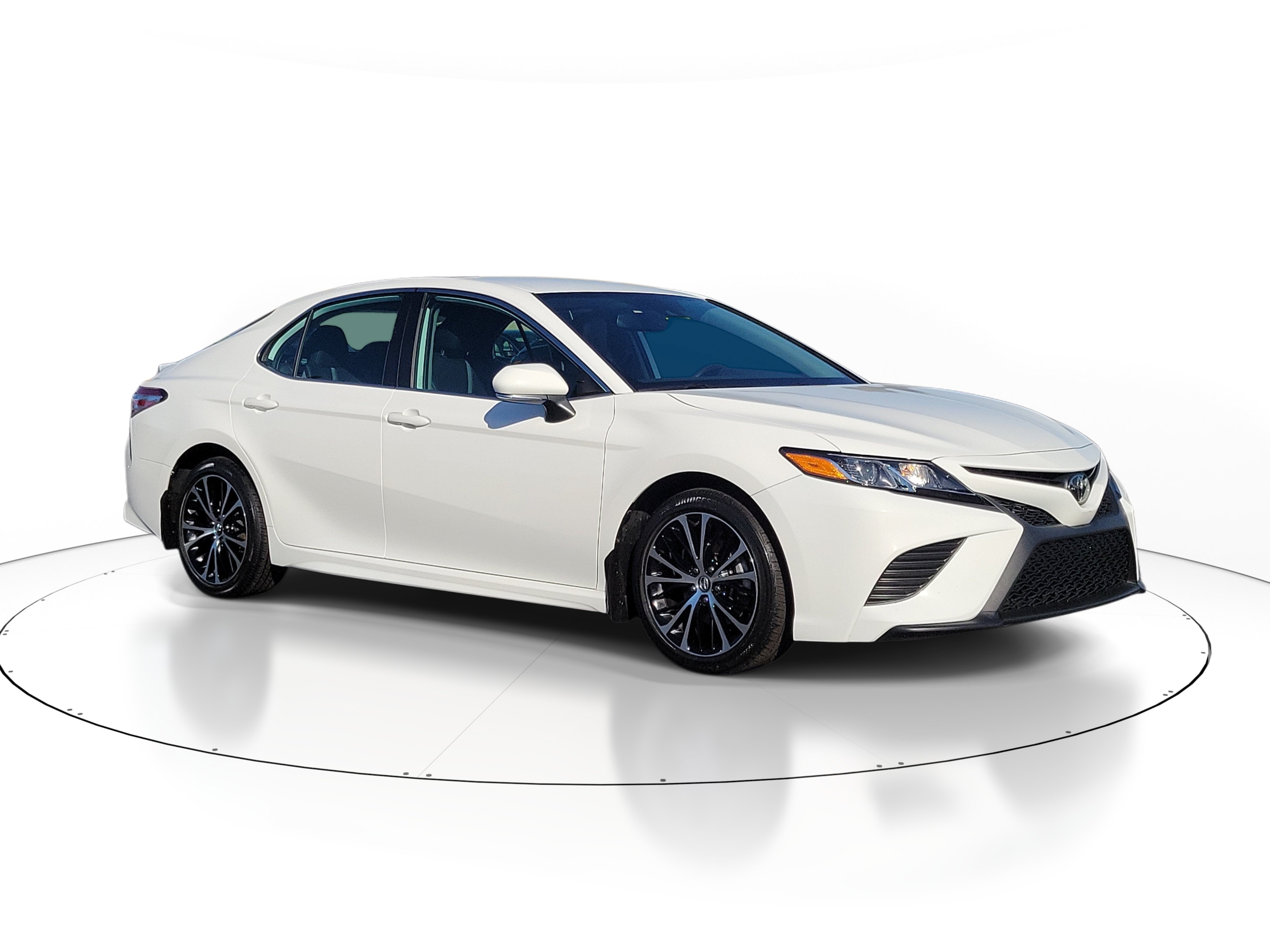 Used 2020 Toyota Camry SE w/ Convenience Package FWD 360° Tour