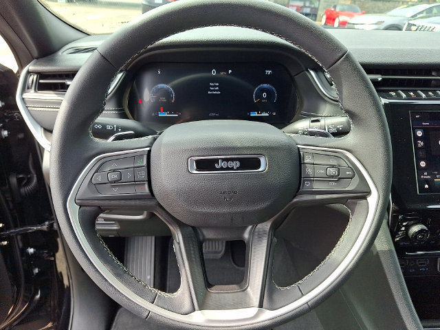 Used 2026 Jeep Grand Cherokee L Laredo AWD/4WD image 17