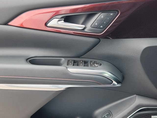 New 2026 Chevrolet Traverse RS FWD image 25
