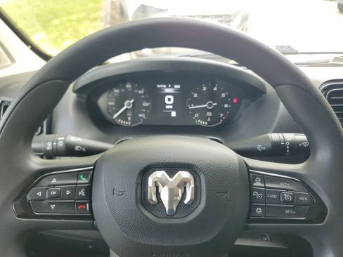 Used 2025 RAM ProMaster 2500 w/ Convenience Group FWD image 15