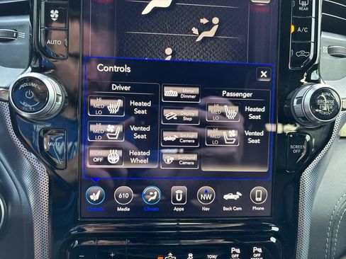 Used 2019 RAM 1500 Limited AWD/4WD image 26