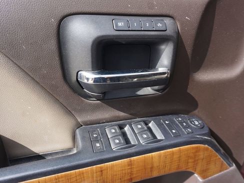 Used 2017 GMC Sierra 1500 SLT image 3