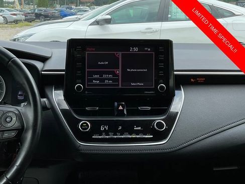 Used 2022 Toyota Corolla SE image 17