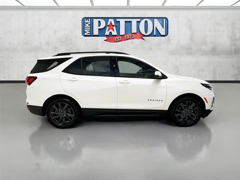 Used 2024 Chevrolet Equinox RS w/ RS Leather Package image 8
