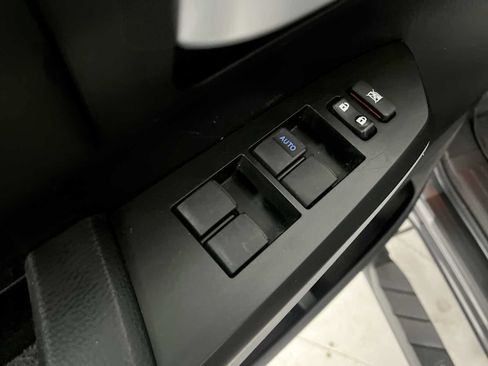 Used 2020 Toyota Tundra SR5 AWD/4WD image 21