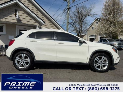 Used 2017 Mercedes-Benz GLA 250 4MATIC image 8
