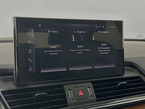 Used 2023 Audi Q5 2.0T Premium w/ Convenience Package AWD/4WD image 24