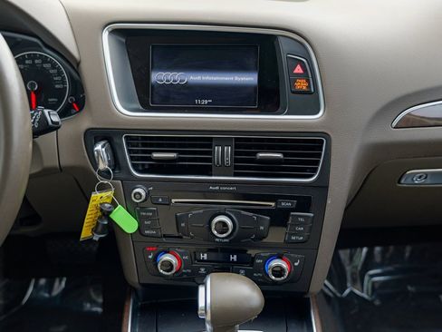 Used 2016 Audi Q5 2.0T Premium image 44
