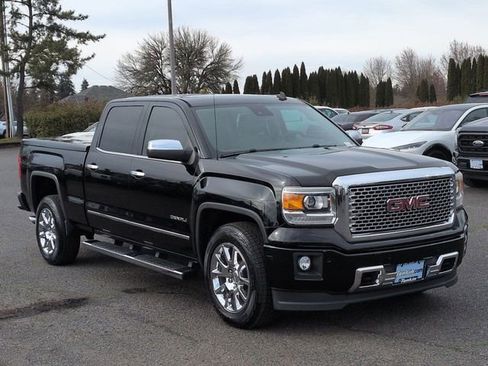 Used 2014 GMC Sierra 1500 Denali w/ Driver Alert Package RWD image 7