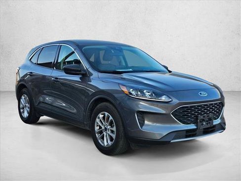 Used 2022 Ford Escape SE w/ Convenience Package FWD image 3