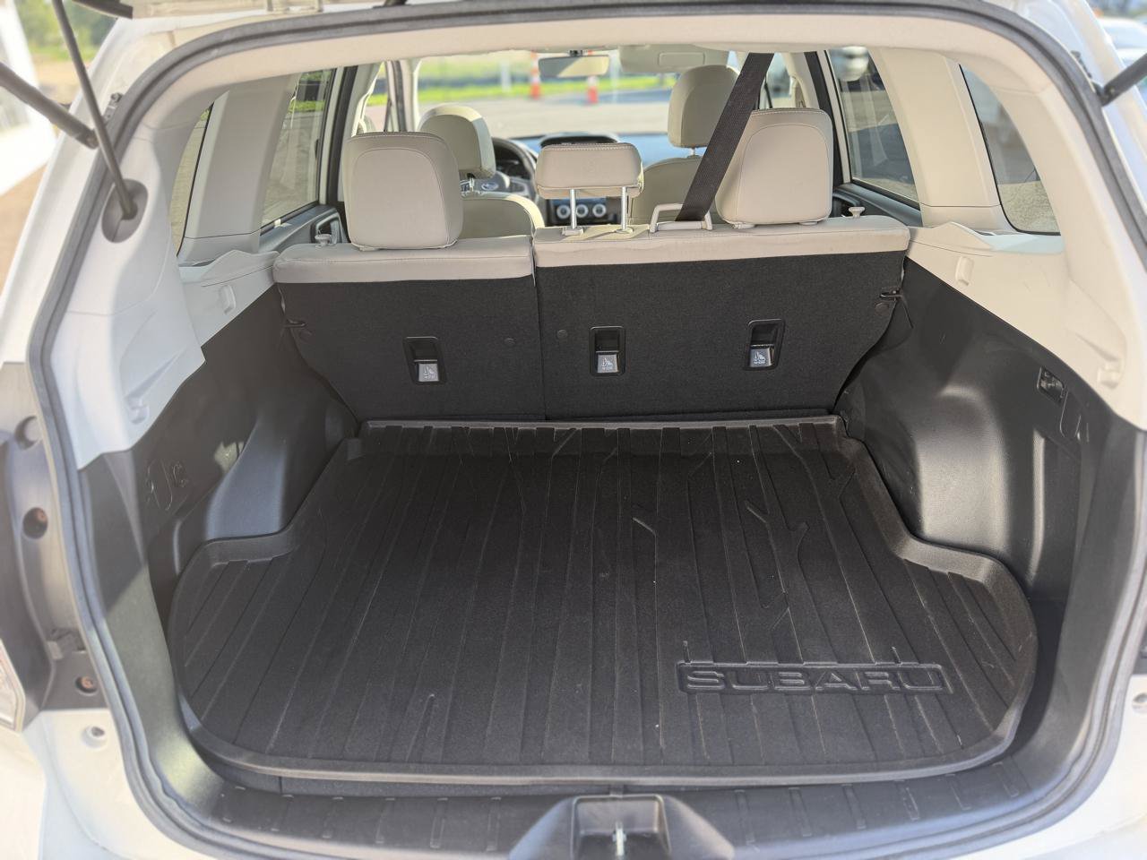 Used 2017 Subaru Forester 2.5i Limited AWD/4WD image 29