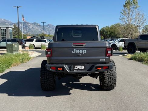 Used 2020 Jeep Gladiator Overland w/ LED Lighting Group AWD/4WD image 11