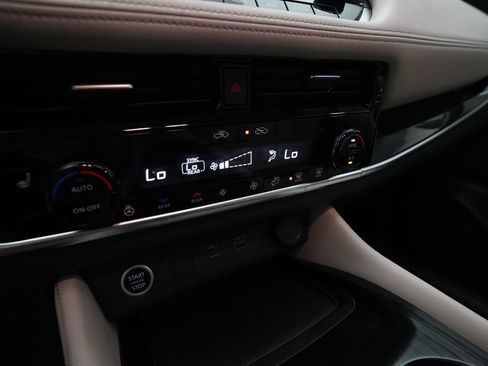 Certified 2023 Nissan Rogue SL w/ SL Premium Package AWD/4WD image 21