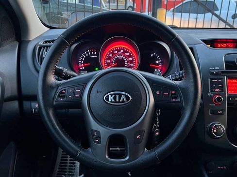 Used 2012 Kia Forte SX image 9