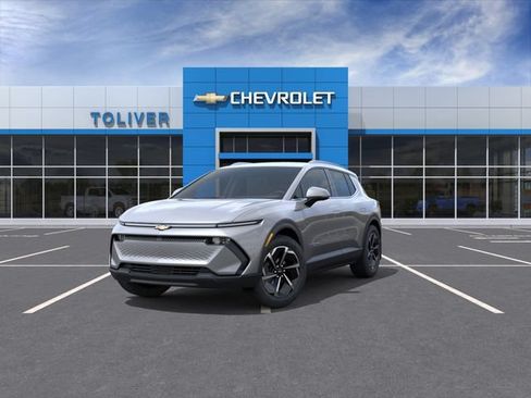 New 2026 Chevrolet Equinox EV LT AWD/4WD image 9