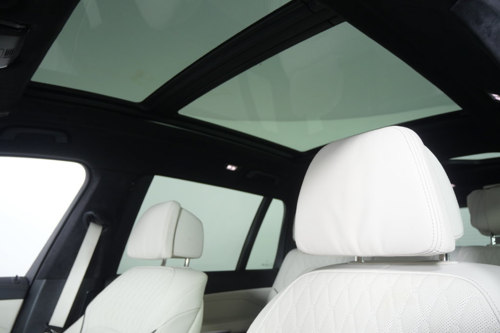 Certified 2026 BMW X7 xDrive40i AWD/4WD image 13