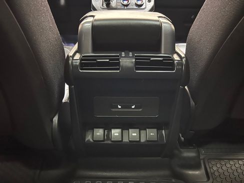 Used 2020 Land Rover Defender 110 X AWD/4WD image 47