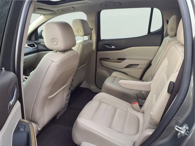 Certified 2018 GMC Acadia Denali w/ Technology Package FWD image 22