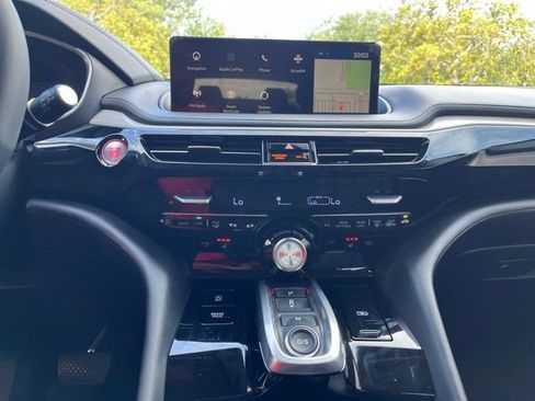 Used 2023 Acura MDX SH-AWD w/ Technology Package image 11