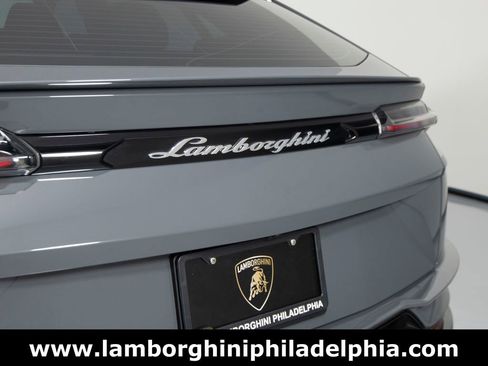 Used 2024 Lamborghini Urus S image 48