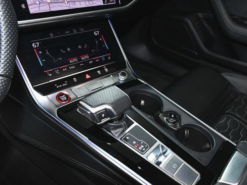 Used 2025 Audi RS 6 performance w/ Black Optic Package AWD/4WD image 46