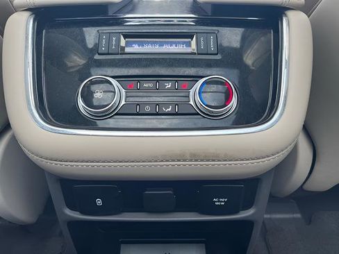 Used 2021 Lincoln Navigator L Reserve w/ Luxury Package AWD/4WD image 36