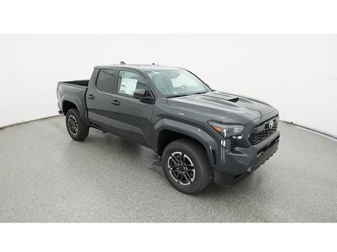 Used 2024 Toyota Tacoma TRD Sport image 16