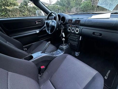 Used 2005 Toyota MR2 image 27