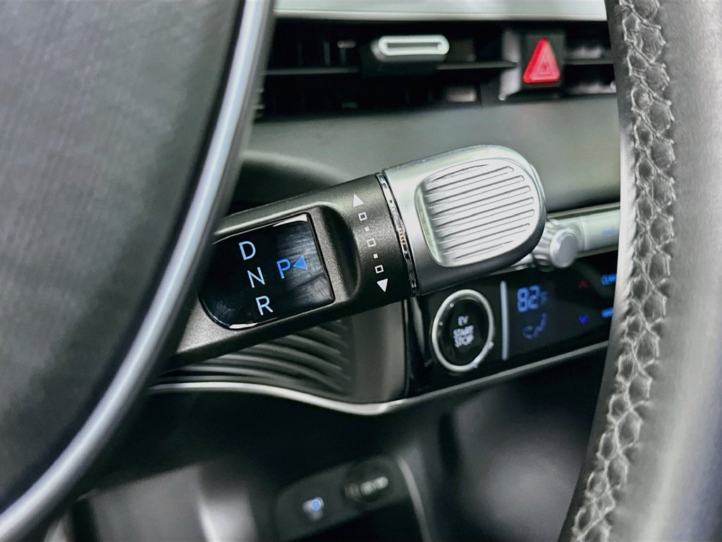 Certified 2024 Hyundai Ioniq 5 SE RWD image 17