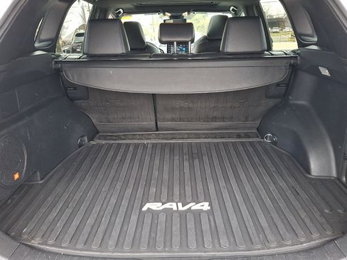 Used 2021 Toyota RAV4 XSE image 19
