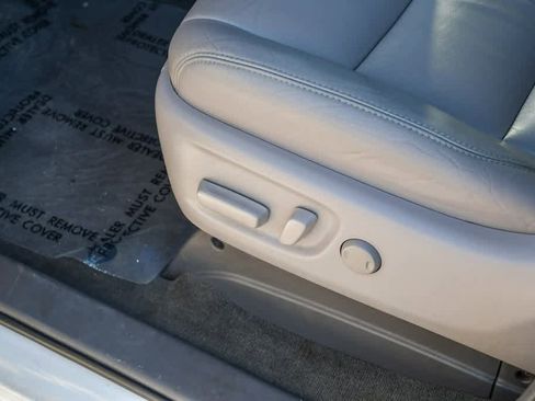 Certified 2017 Toyota Sienna XLE w/ XLE Navigation Package image 23